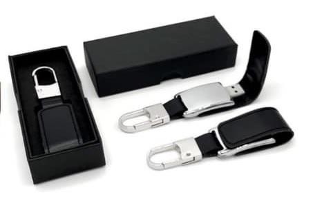 usb simili mousqueton 32go